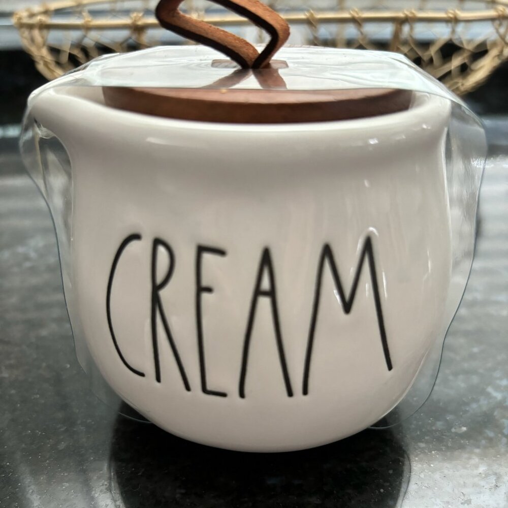NWT Rae Dunn Cream Container w/ Wooden Lid